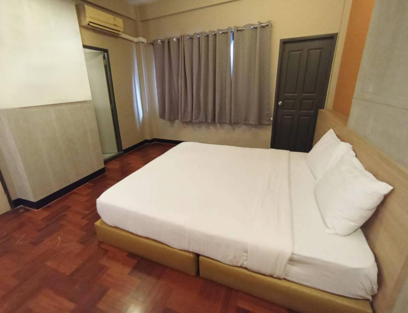 Go Inn Silom - Bts Saint Louis โกอินน์ สีลม - สถานีรถไฟฟ้าเซนต์หลุยส์ X Bangkok Exterior foto